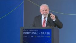 em-portugal,-lula-volta-a-criticar-juros-no-brasil:-‘ninguem-toma-dinheiro-emprestado-a-13,75%’