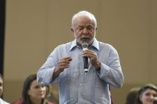 em-semana-decisiva-para-arcabouco-fiscal,-lula-se-reune-com-ministros-e-lideres-no-planalto