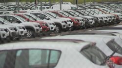 carro-zero-com-desconto:-governo-deve-divulgar-lista-de-montadoras-e-modelos-nesta-quarta